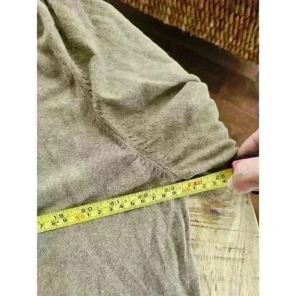 Eddie Bauer Cotton Cashmere Sweater Mens XL Long Sleeve V Neck Lightweight Brown - Picture 2 of 7